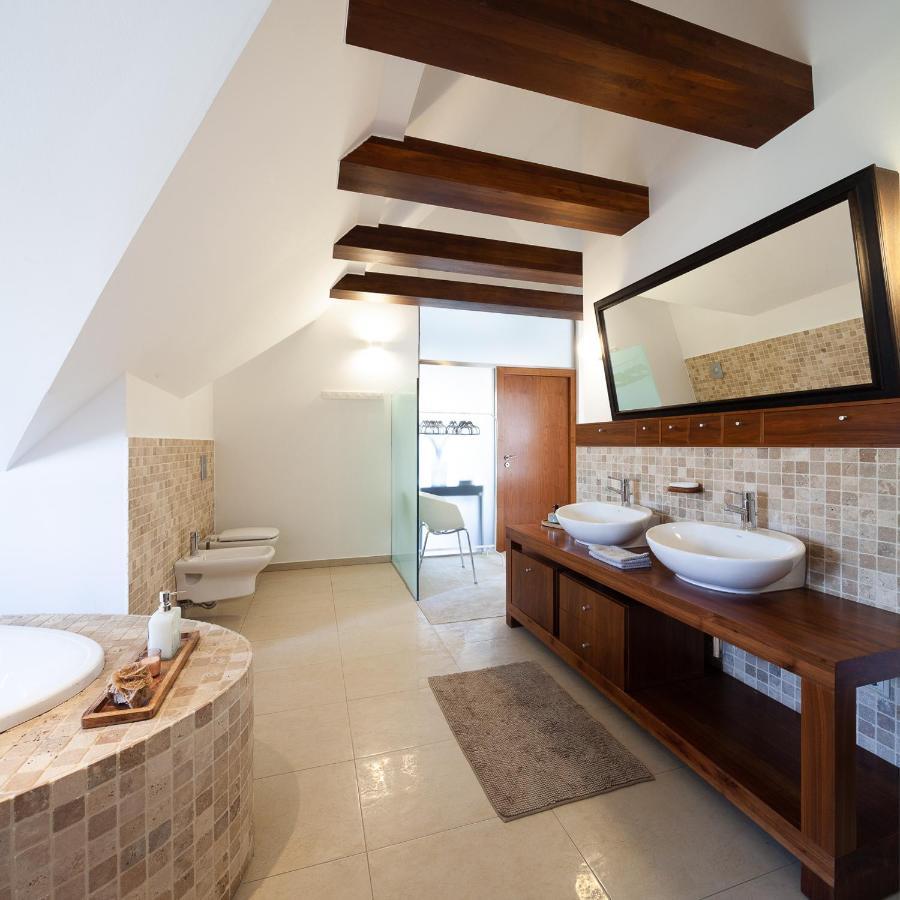Silver Willow Luxury Apartment Шопрон Экстерьер фото